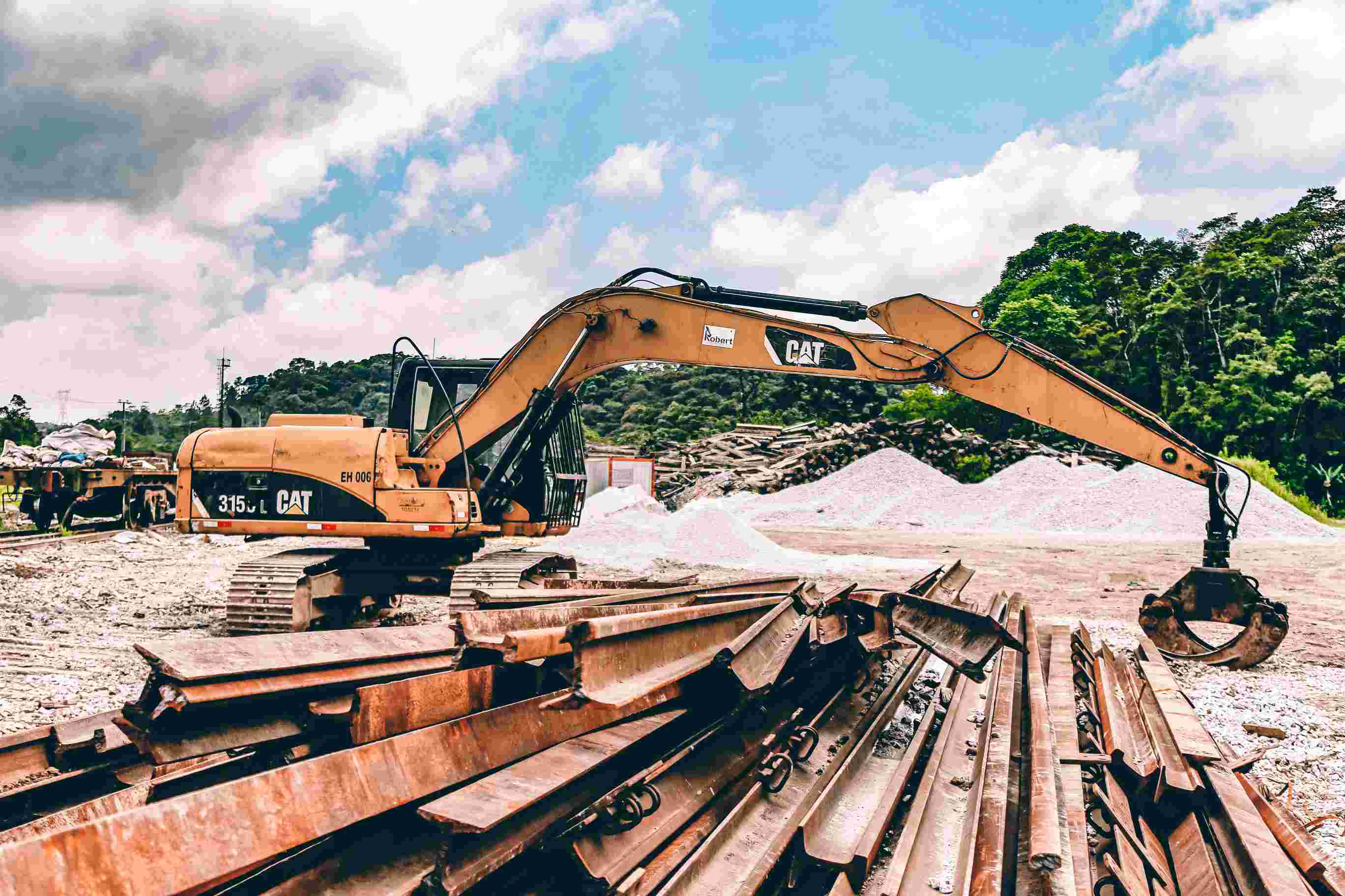 Alat Berat Excavator
