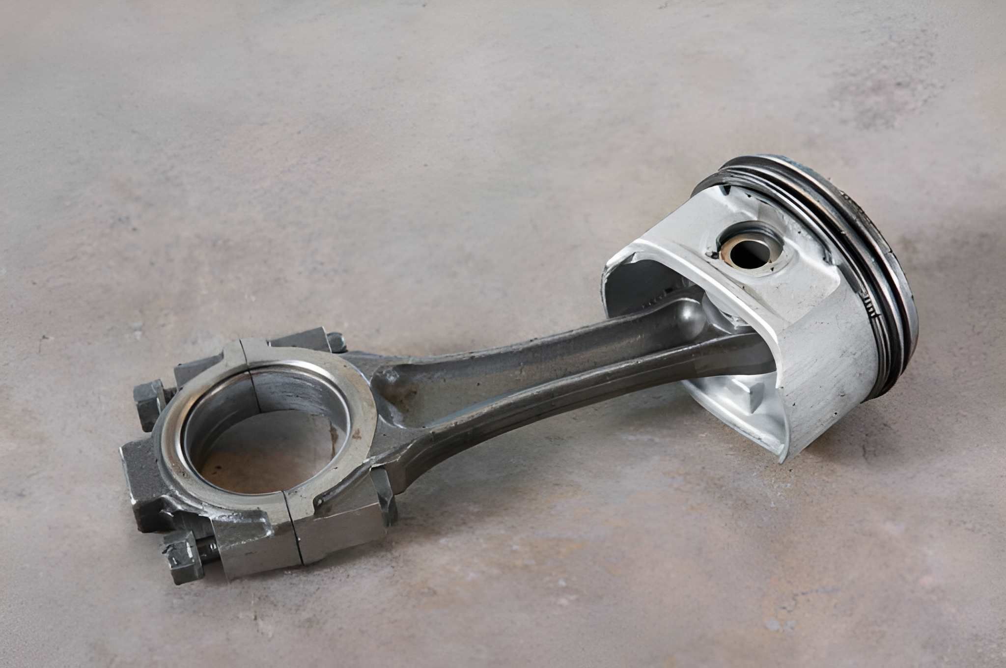 mengrnal Connecting Rod