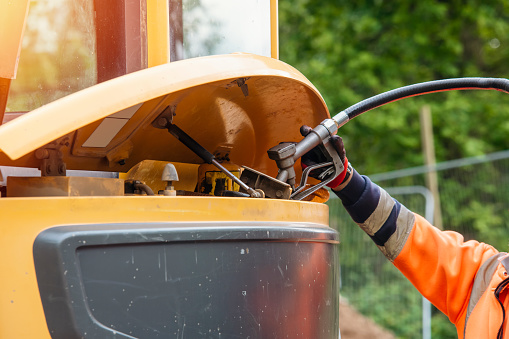 Fuel pada Excavator