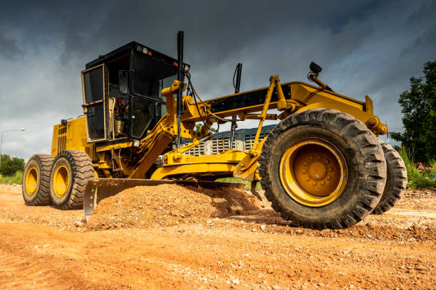 Motor Grader vs Scrape