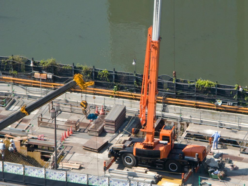 Lattice Boom Crawler Crane