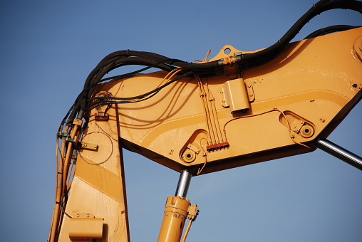 Komponen Kelistrikan Alat Berat