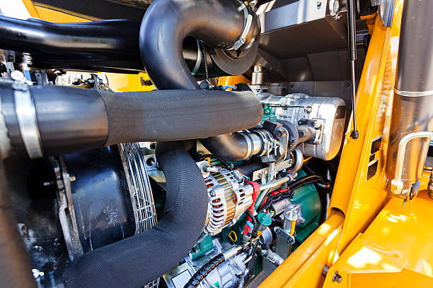 Mesin Excavator Menggunakan Diesel