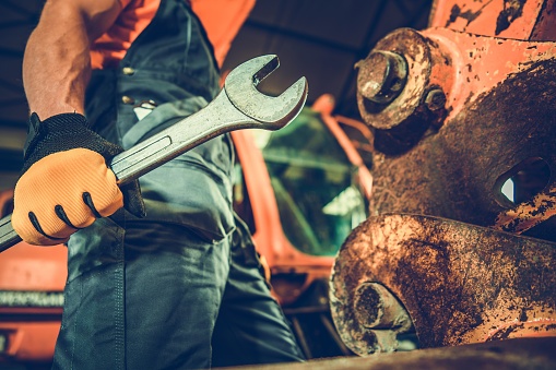 Penyebab kerusakan komponen excavator