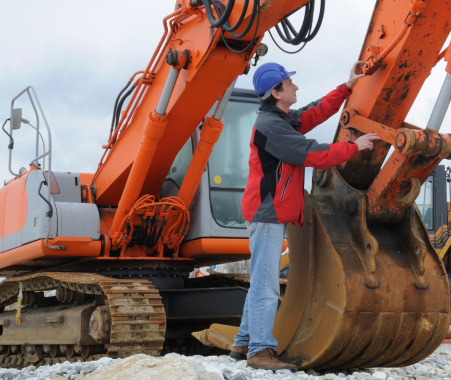 Penyebab kerusakan komponen excavator