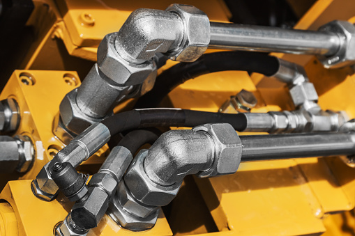 Perawatan Sistem Hidrolik Forklift