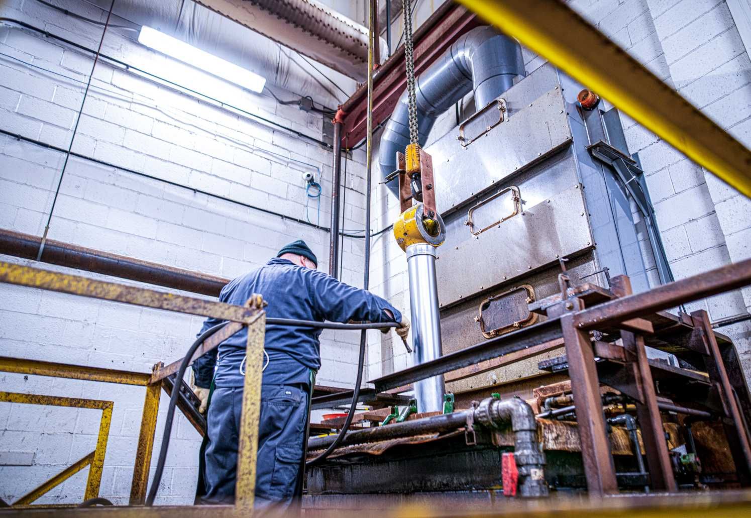Proses terjadinya Chrome Plating Hydraulic