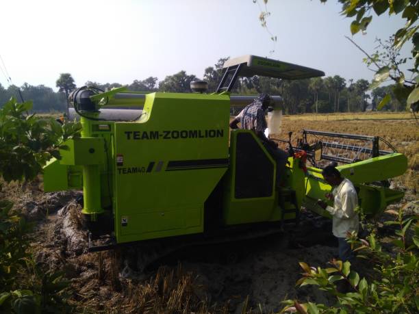 Combine dan Tractor