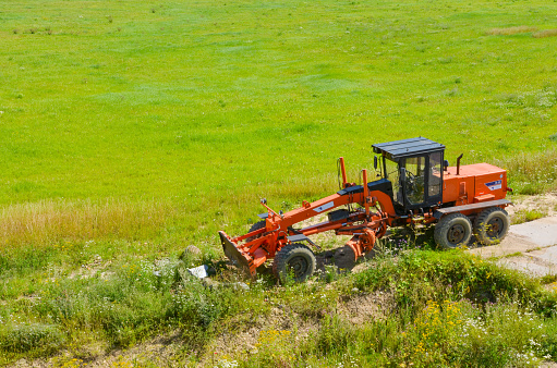Sistem Hidrolik Motor Grader