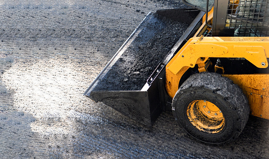 Skid Steer Conveyor Bucket