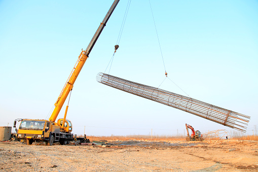 Bagian-bagian alat berat crane